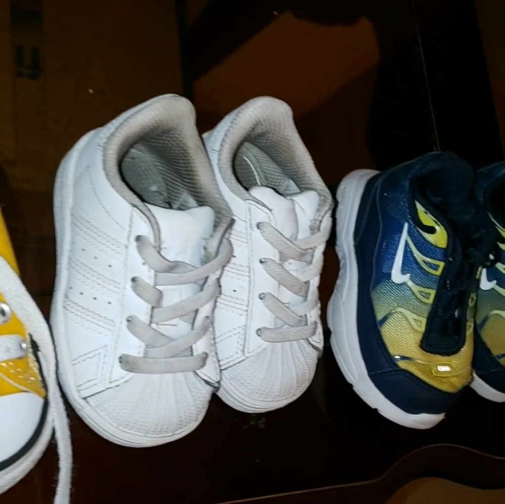 Converse nike Adidas